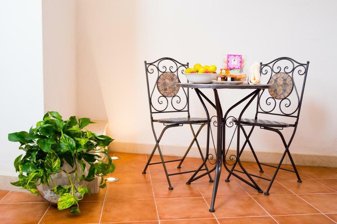 הוילה סירקוזה Residenze Dello Scirocco מראה חיצוני תמונה