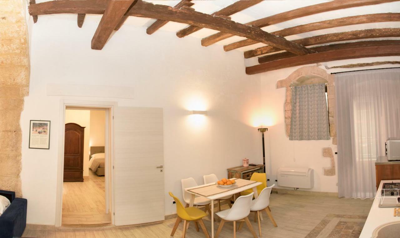 הוילה סירקוזה Residenze Dello Scirocco מראה חיצוני תמונה