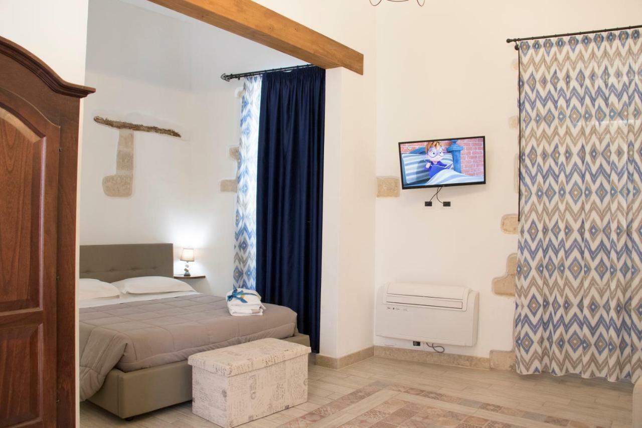 הוילה סירקוזה Residenze Dello Scirocco מראה חיצוני תמונה
