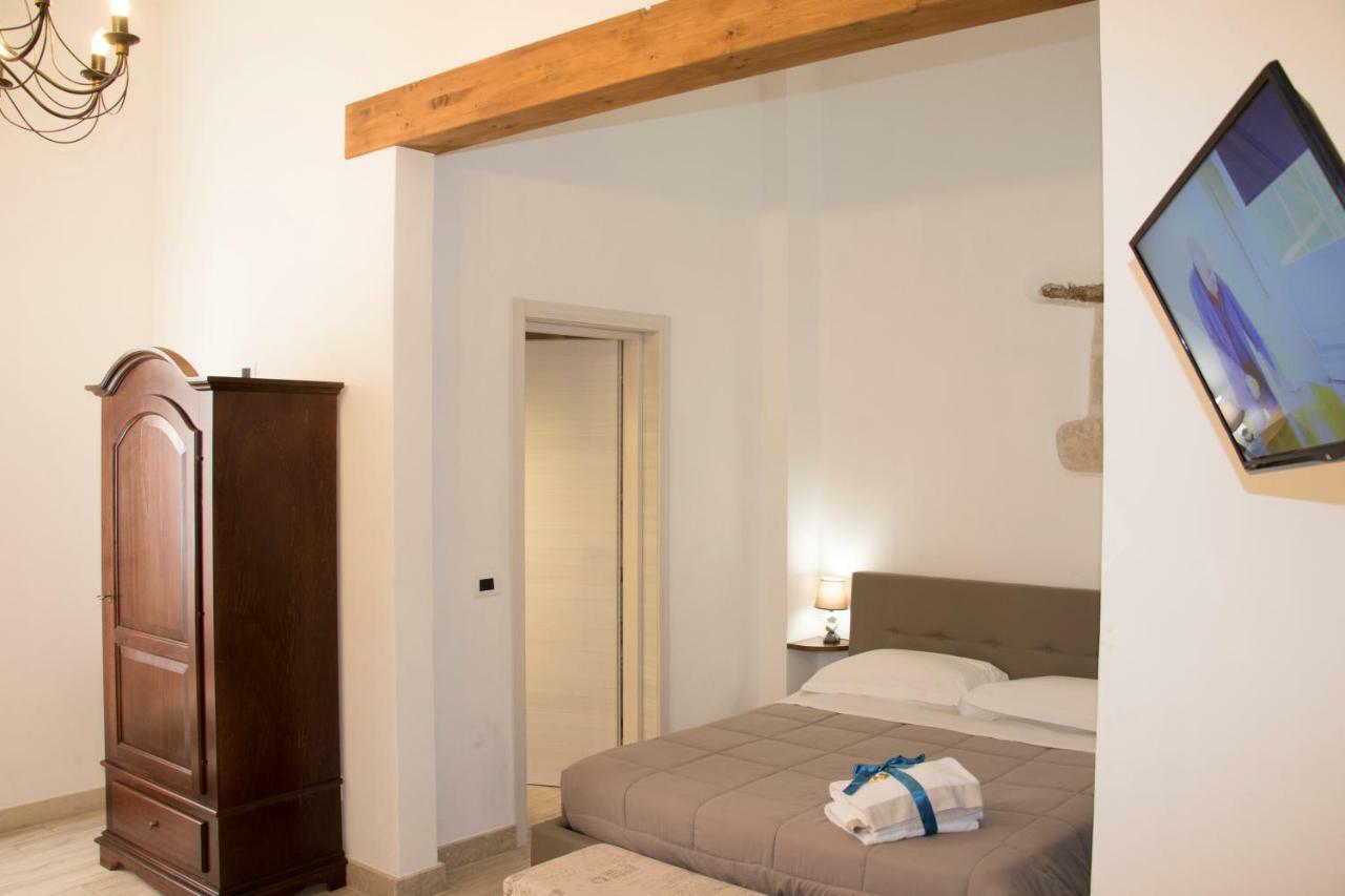הוילה סירקוזה Residenze Dello Scirocco מראה חיצוני תמונה